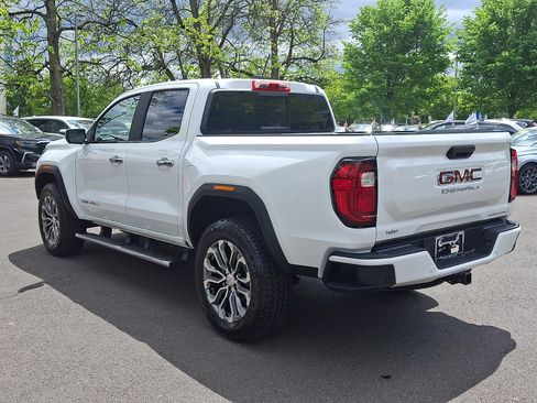 Used 2023 GMC Canyon Denali AWD/4WD image 4