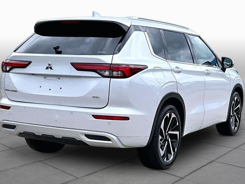 Used 2022 Mitsubishi Outlander SEL image 13