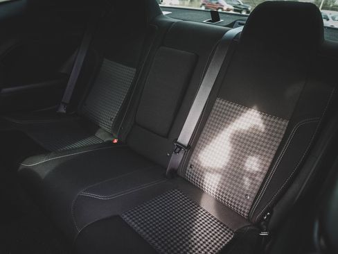 Used 2021 Dodge Challenger SXT w/ Driver Convenience Group image 19