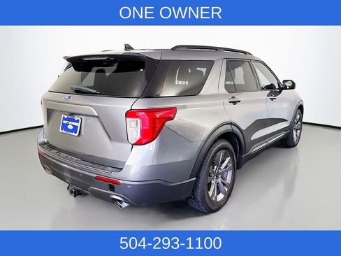 Used 2022 Ford Explorer XLT w/ Equipment Group 202A image 5