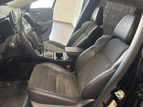 Used 2023 Mitsubishi Outlander SE image 28