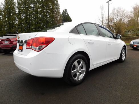 Used 2012 Chevrolet Cruze LT image 2
