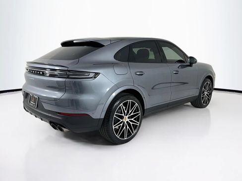 New 2026 Porsche Cayenne Coupe AWD/4WD image 9
