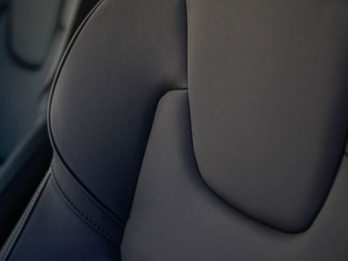 Used 2026 Volvo XC60 B5 Plus w/ Climate Package image 30