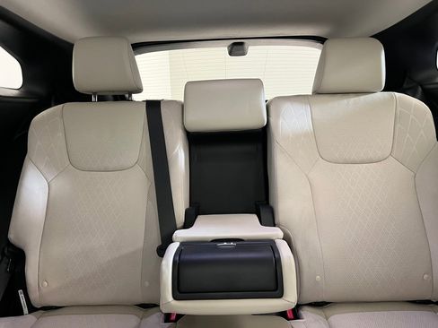 Used 2024 Lexus RX 350 w/ Convenience Package image 31