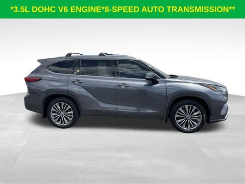 Used 2020 Toyota Highlander Platinum AWD/4WD image 5