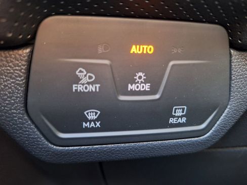 New 2026 Volkswagen Atlas SE image 12