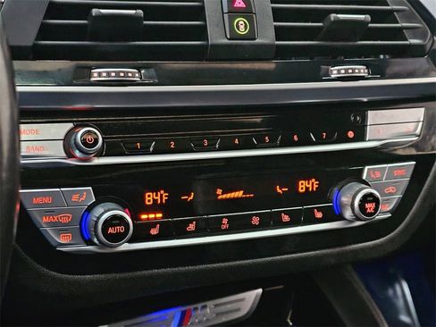 Used 2020 BMW X4 M40i w/ Executive Package image 31