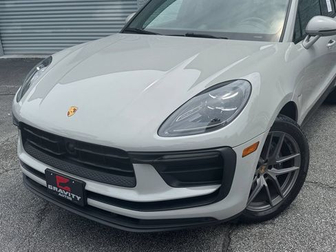 Used 2023 Porsche Macan AWD/4WD image 2