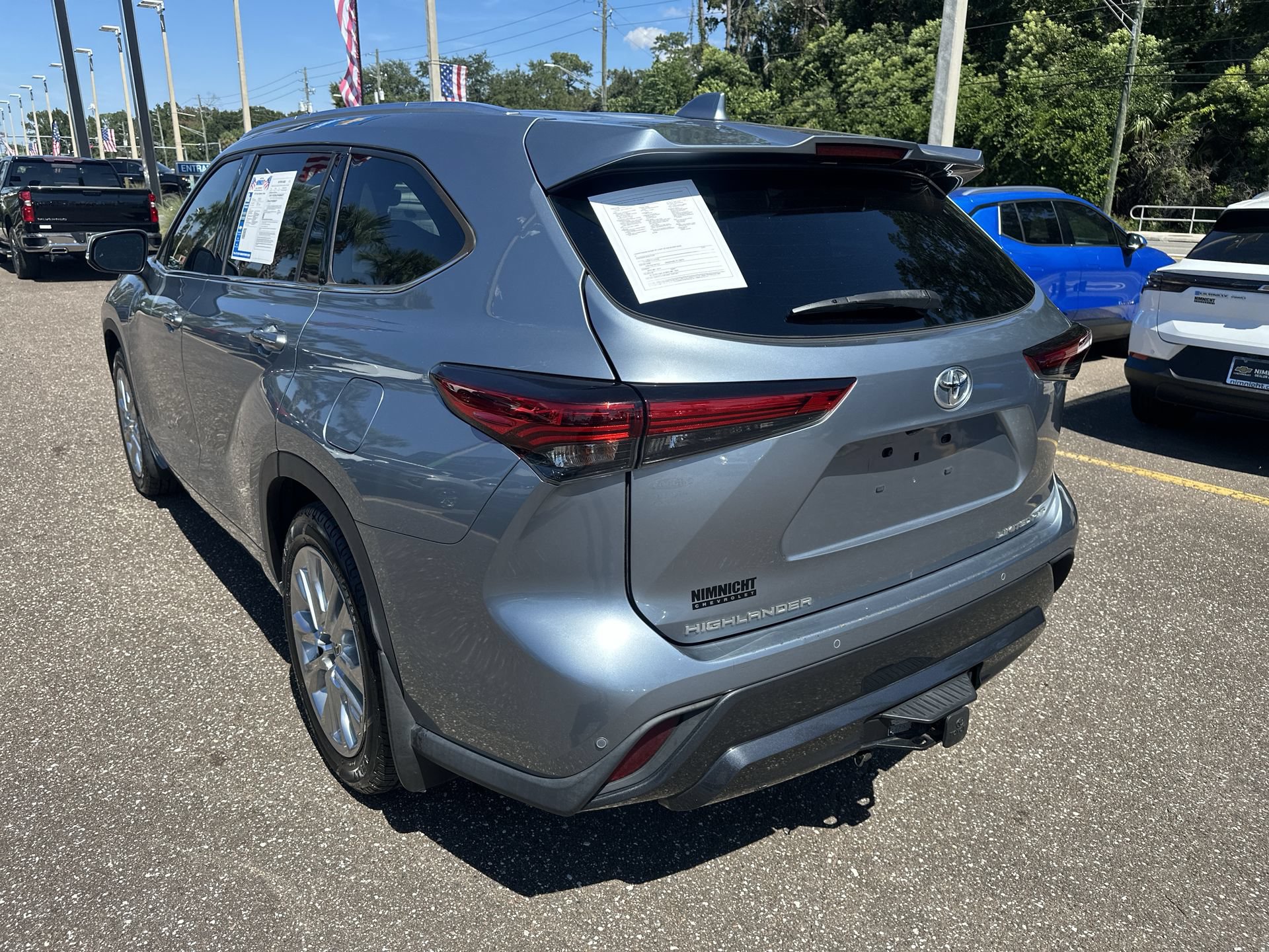 Used 2021 Toyota Highlander Limited AWD/4WD image 6