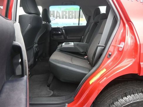 Used 2024 Toyota 4Runner TRD Off-Road image 9