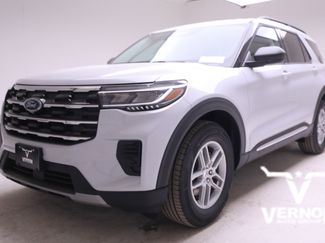 New 2025 Ford Explorer Active video 1