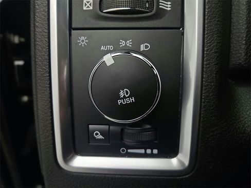 Used 2021 RAM 1500 Classic Warlock image 30