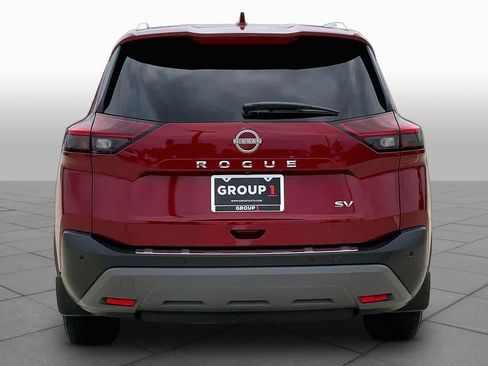 Used 2022 Nissan Rogue SV w/ SV Premium Package FWD image 5