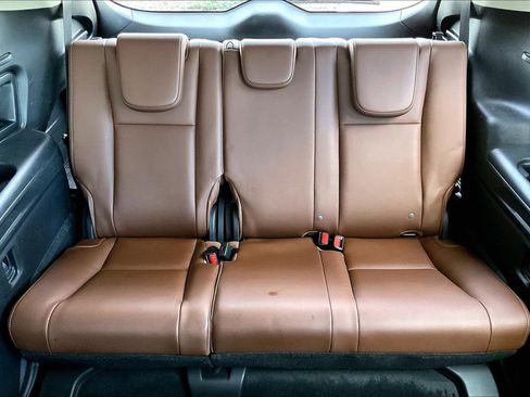 Used 2020 Subaru Ascent Touring w/ Popular Package #3 image 20