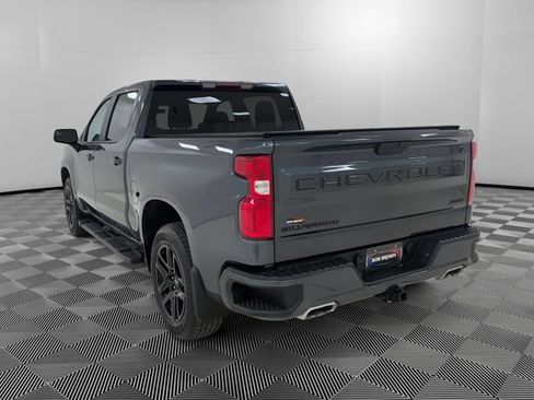Used 2021 Chevrolet Silverado 1500 RST w/ LPO, Blackout Package AWD/4WD image 3