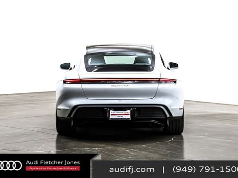 Used 2023 Porsche Taycan 4S w/ Premium Package image 4