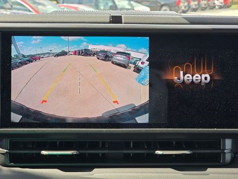 New 2026 Jeep Wrangler Unlimited Rubicon w/ Whitecap Package AWD/4WD image 35