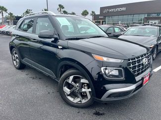 Certified 2023 Hyundai Venue SEL FWD video 1