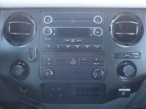 Used 2015 Ford F250 XL w/ XL Value Package image 32