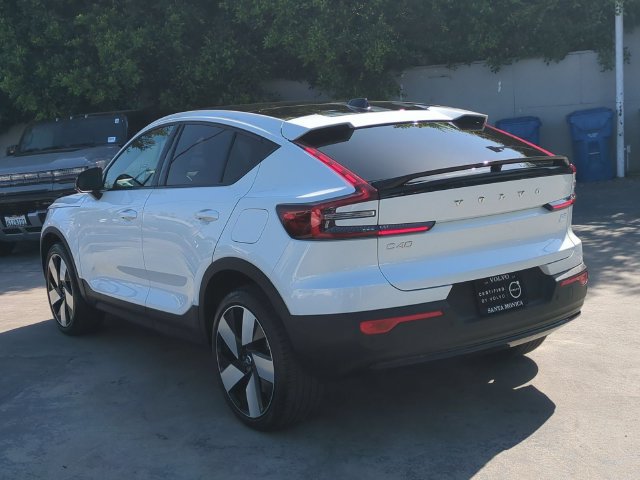 Used 2023 Volvo C40 P8 Recharge Plus w/ Climate Package AWD/4WD image 5
