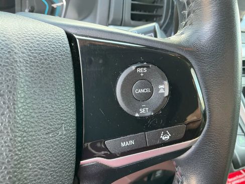 Used 2018 Honda Odyssey EX-L image 30