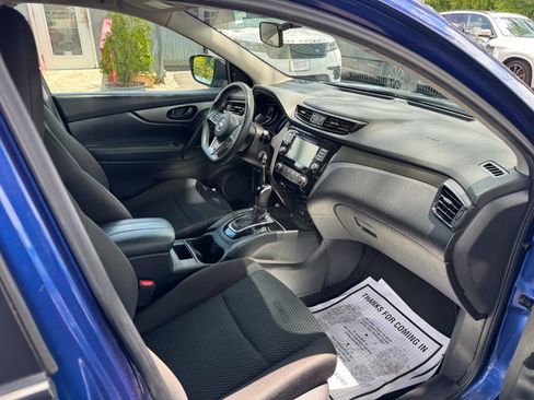 Used 2019 Nissan Rogue Sport S FWD image 15
