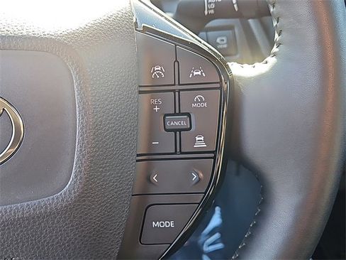 Used 2023 Toyota Prius Limited image 27