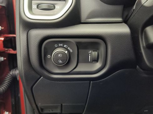 New 2026 RAM 2500 Big Horn AWD/4WD image 15