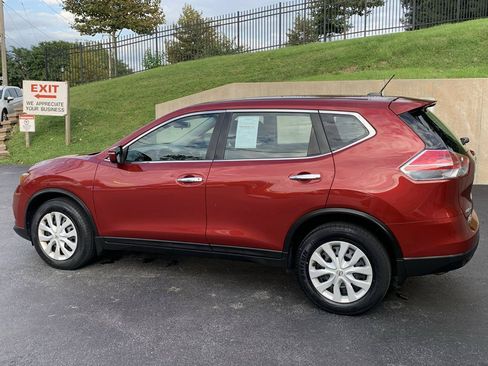 Used 2015 Nissan Rogue S AWD/4WD image 3