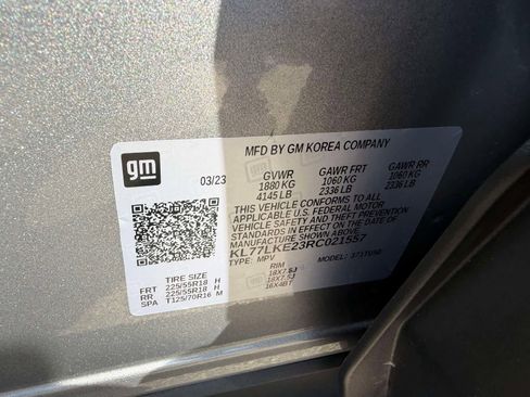 Used 2024 Chevrolet Trax ACTIV w/ Sunroof Package FWD image 21