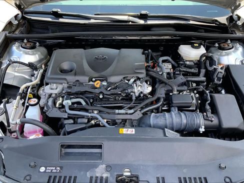 Used 2025 Toyota Camry LE FWD image 29