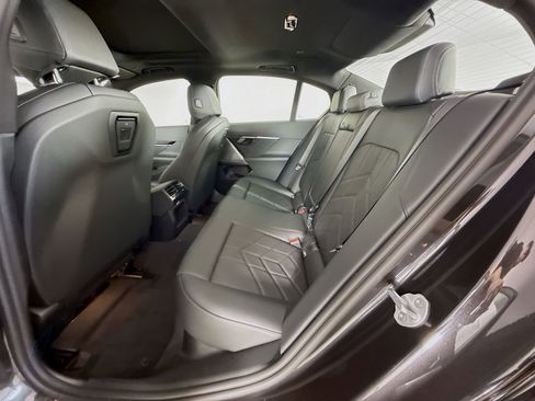 New 2026 BMW 540i xDrive w/ M Sport Package AWD/4WD image 26