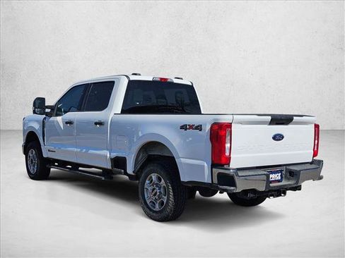 Used 2025 Ford F250 XLT image 7