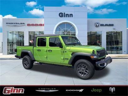New 2025 Jeep Gladiator Sport