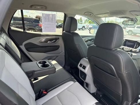 Used 2023 GMC Terrain SLT FWD image 25