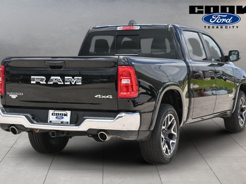Used 2026 RAM 1500 Laramie AWD/4WD image 3