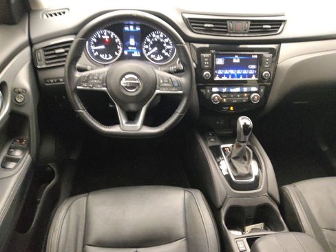 Used 2020 Nissan Rogue Sport SL FWD image 22