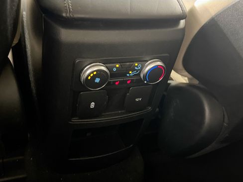 Used 2020 Ford Explorer XLT w/ Comfort Package AWD/4WD image 24