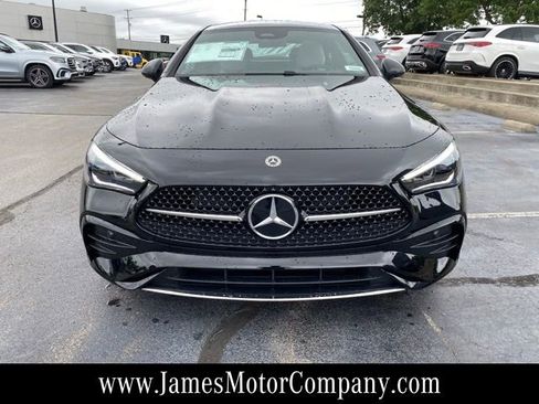 New 2026 Mercedes-Benz CLE 300 4MATIC Coupe image 2
