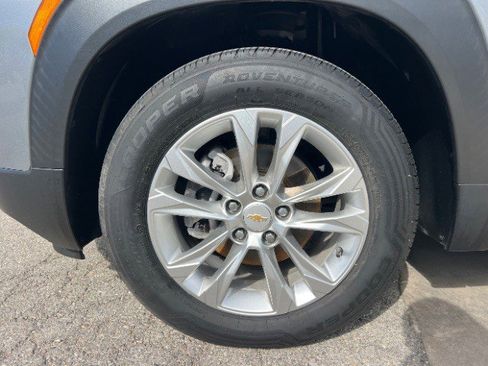 Used 2023 Chevrolet TrailBlazer LS image 13