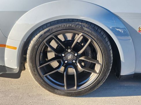 Used 2022 Dodge Challenger R/T Scat Pack image 11