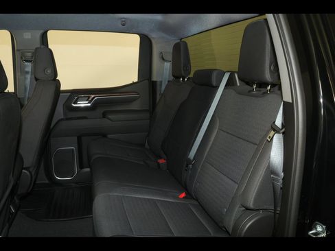 Used 2023 Chevrolet Silverado 1500 LT AWD/4WD image 30
