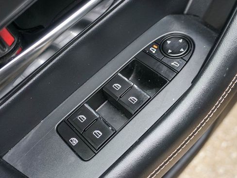 Used 2024 MAZDA CX-90 3.3 Turbo w/ Preferred Plus image 15