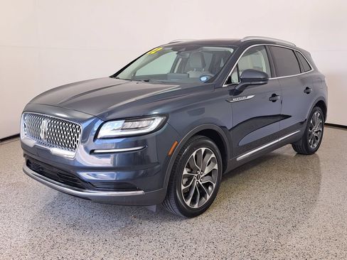 Certified 2022 Lincoln Nautilus Reserve AWD/4WD image 2