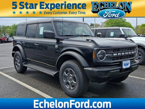 New 2026 Ford Bronco Big Bend AWD/4WD image 1