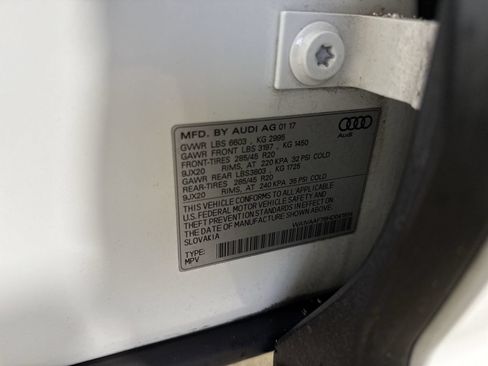 Used 2017 Audi Q7 3.0T Prestige AWD/4WD image 38