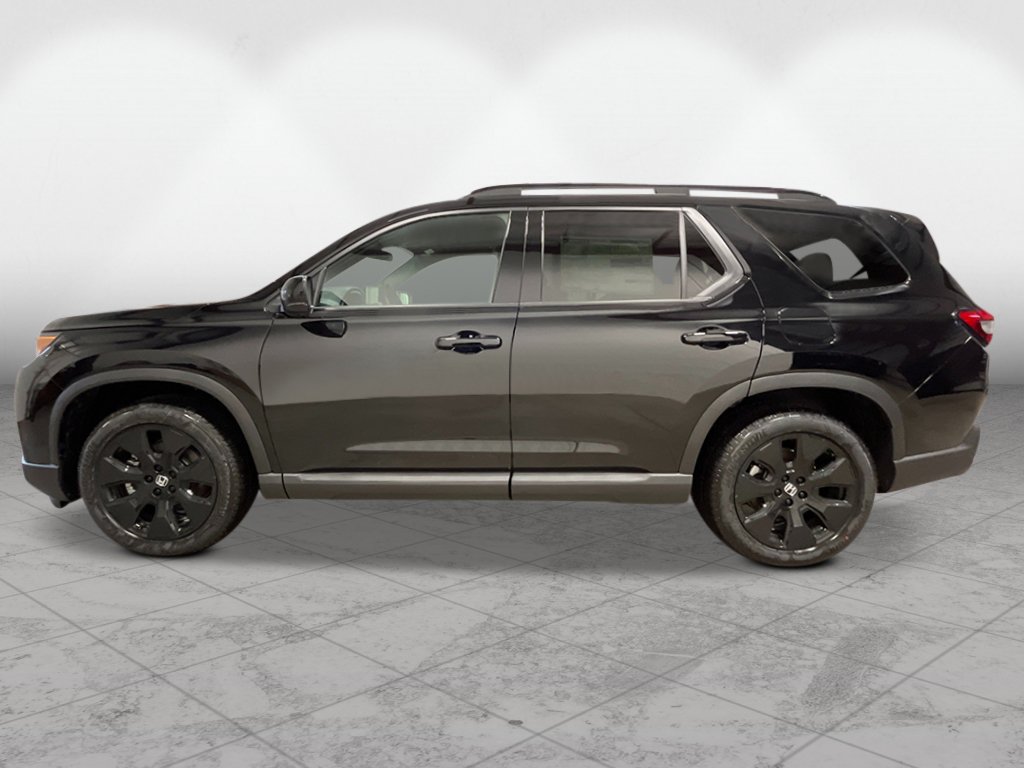New 2026 Honda Pilot Black Edition image 2