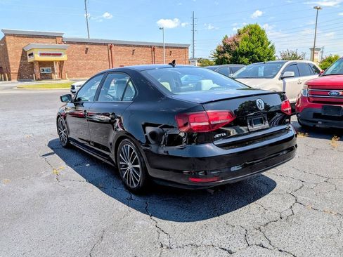 Used 2016 Volkswagen Jetta Sport w/ Lighting Package FWD image 39
