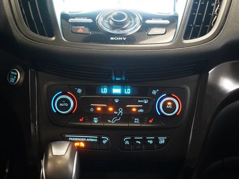 Used 2018 Ford Escape Titanium w/ Ford Safe & Smart Package AWD/4WD image 22